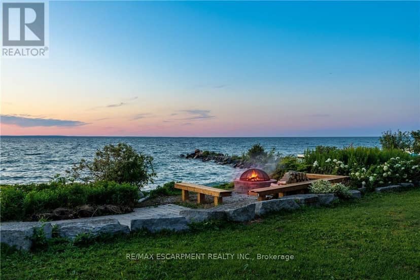 144 Lake Drive E, Georgina, photo 4