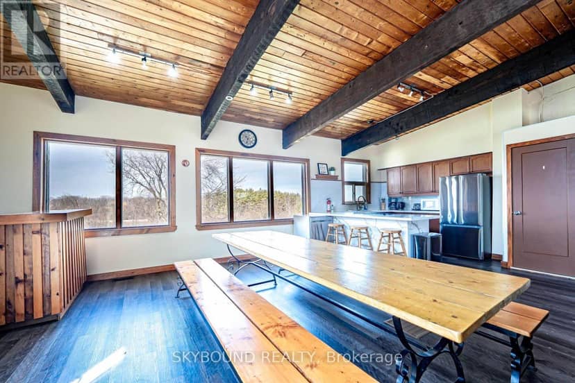 157 Tyrolean Lane — photo 15 of 40