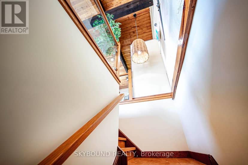 157 Tyrolean Lane — photo 6 of 40