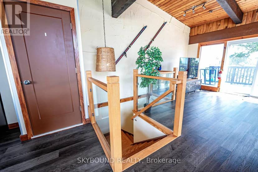 157 Tyrolean Lane — photo 7 of 40