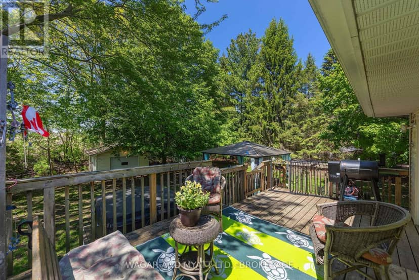 39 Riverview Drive — photo 18 of 40