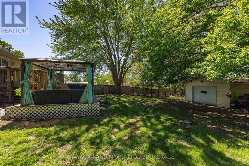 39 Riverview Drive — photo 9 of 40