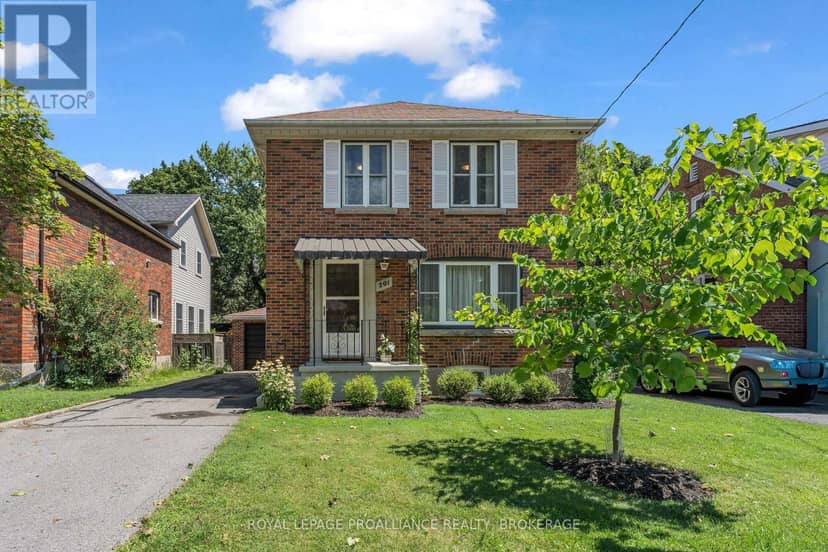 201 Willingdon Avenue — photo 1 of 40