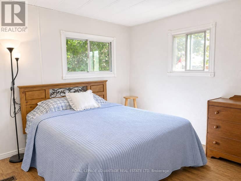 4 Kavanagh Drive — photo 10 of 17