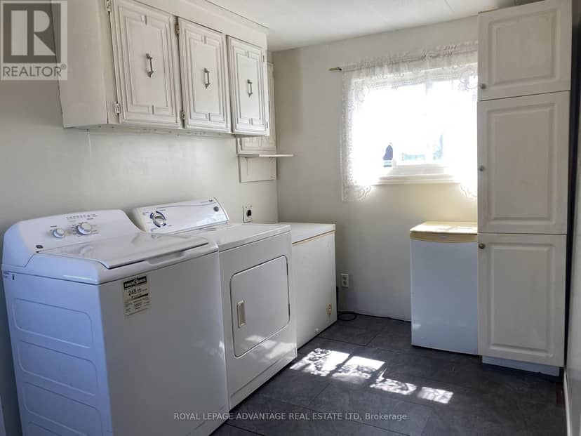 4 Kavanagh Drive — photo 13 of 17