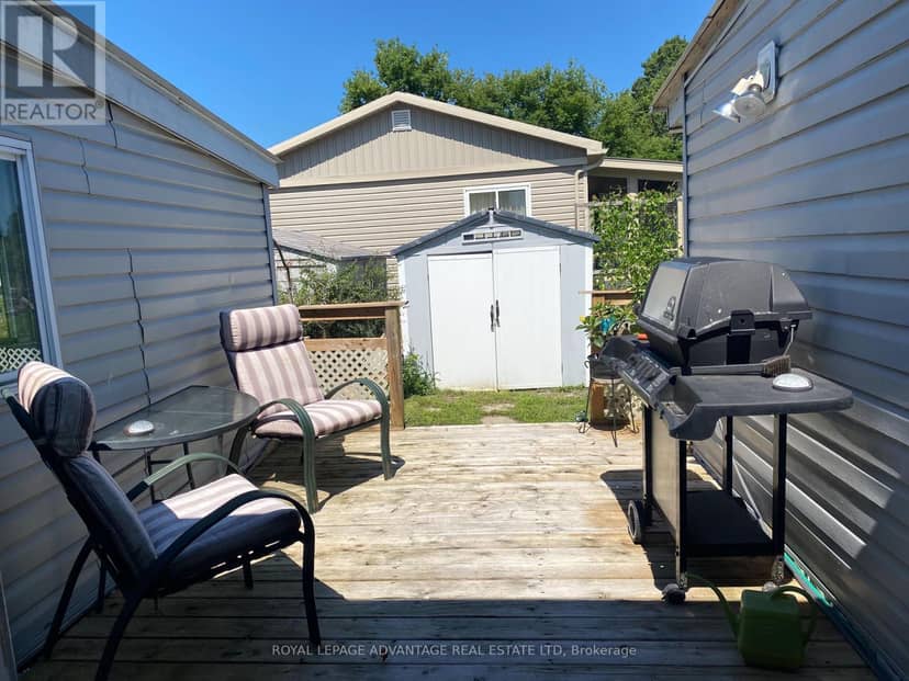 4 Kavanagh Drive — photo 14 of 17