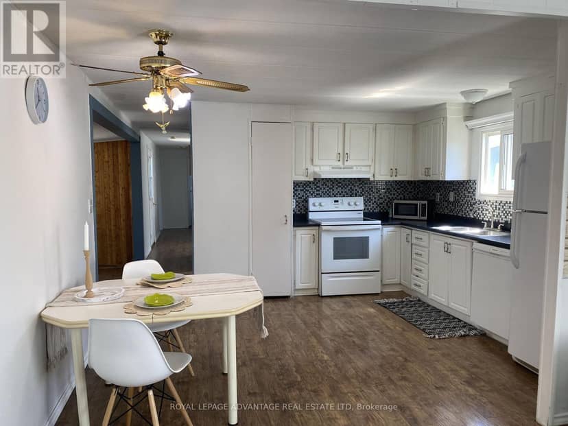 4 Kavanagh Drive — photo 6 of 17