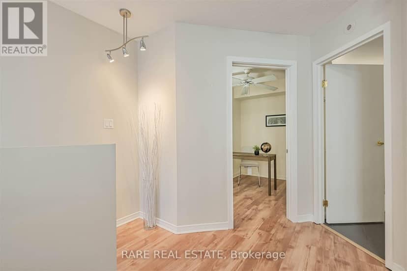 612 - 38 Western Battery Road — photo 15 of 20