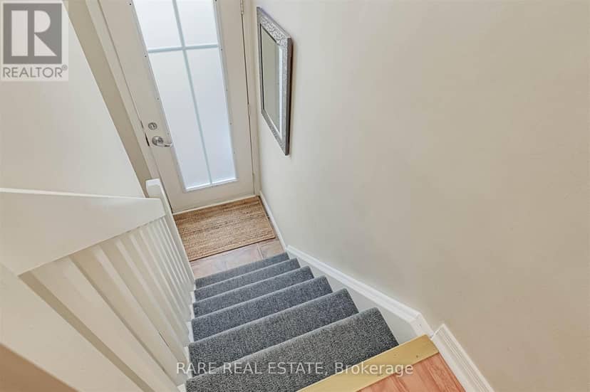 612 - 38 Western Battery Road — photo 2 of 20