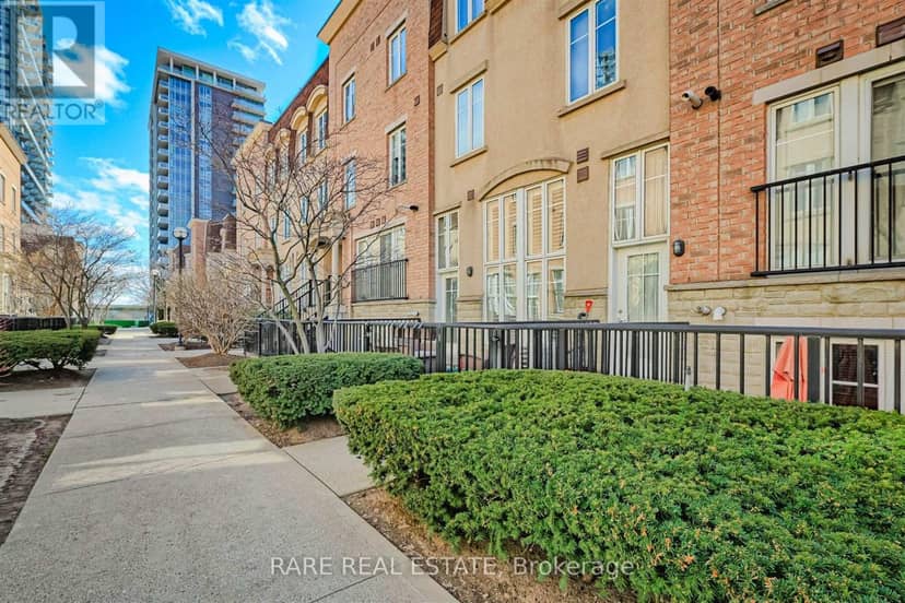 612 - 38 Western Battery Road — photo 3 of 20