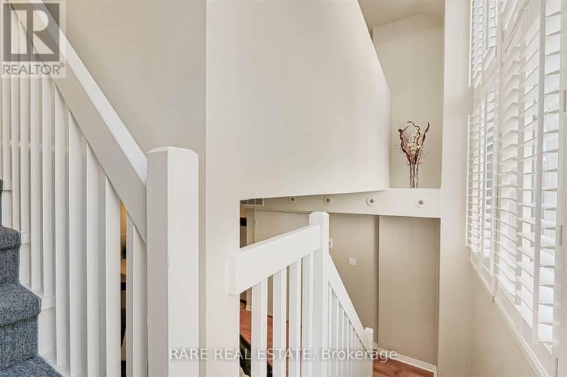 612 - 38 Western Battery Road — photo 6 of 20