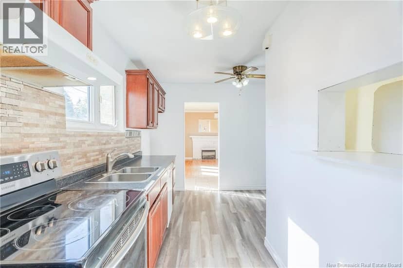 194 Jones Street — photo 14 of 40