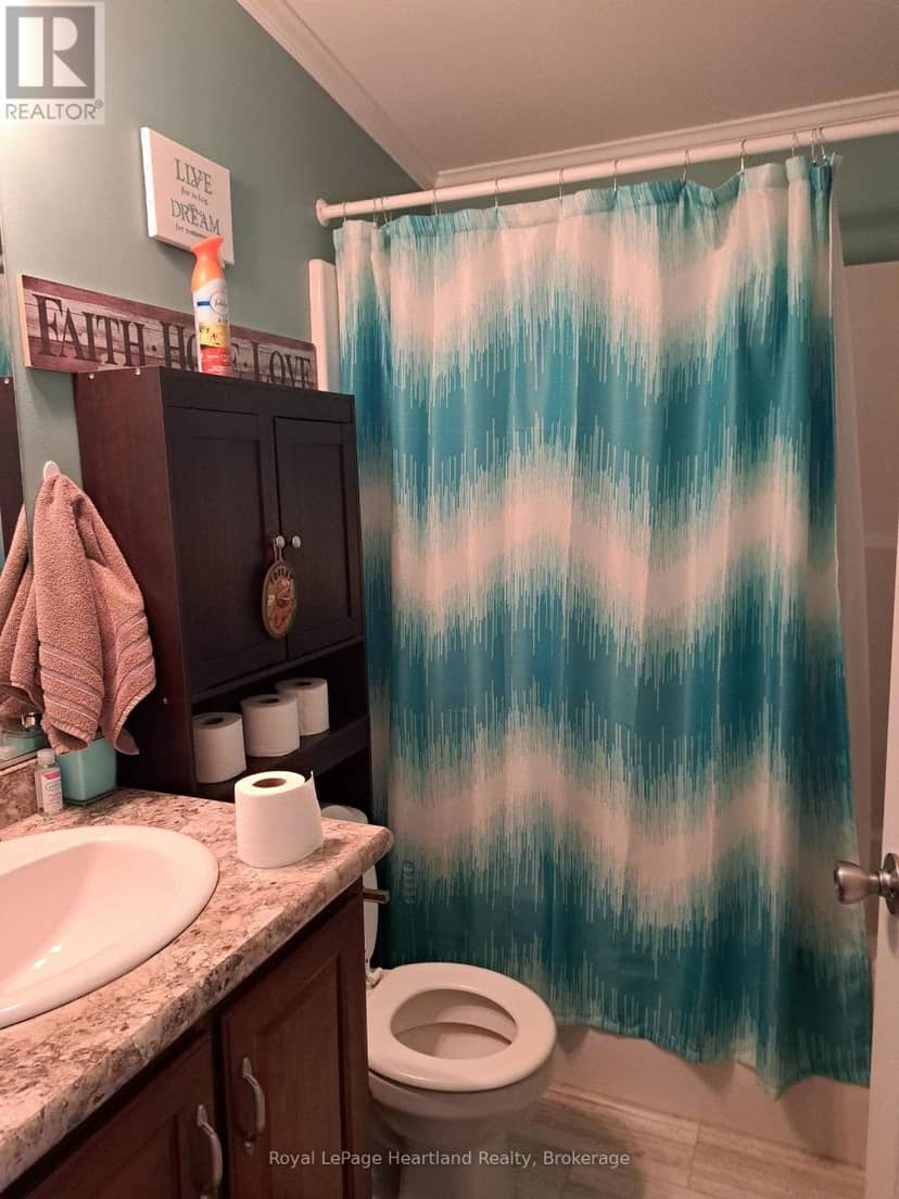 9 Bond Street, Strathroy-Caradoc, photo 5