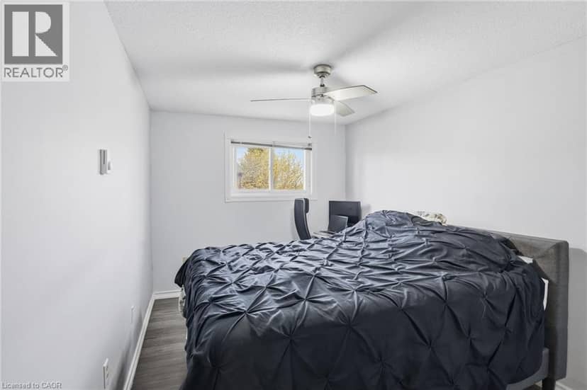 445 STONE CHURCH Road W Unit# 19 — photo 33 of 40