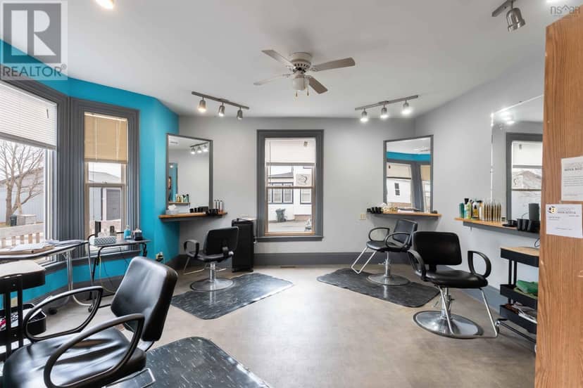 19 Birch Street — photo 14 of 40