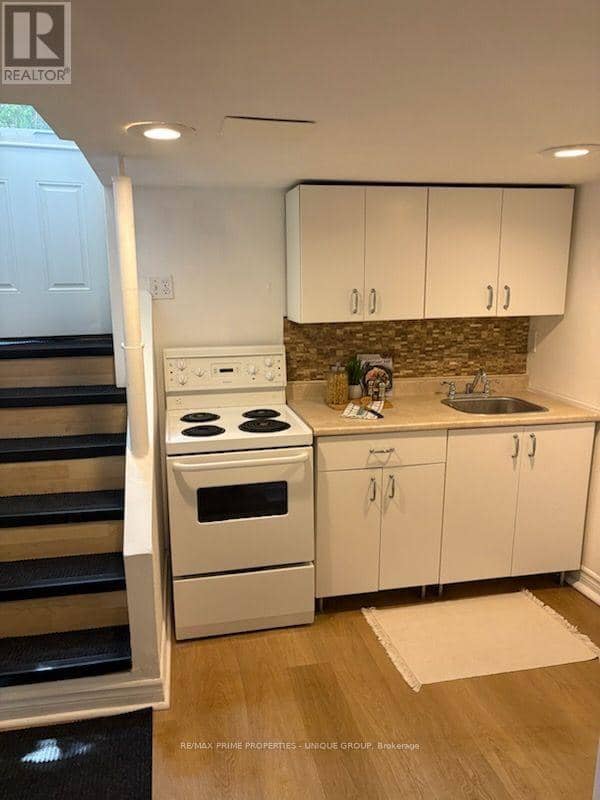 11 Freeman Street — photo 23 of 25