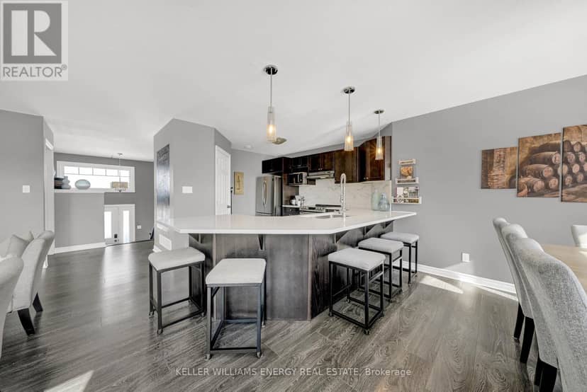 1687 Lakeside Drive — photo 15 of 40