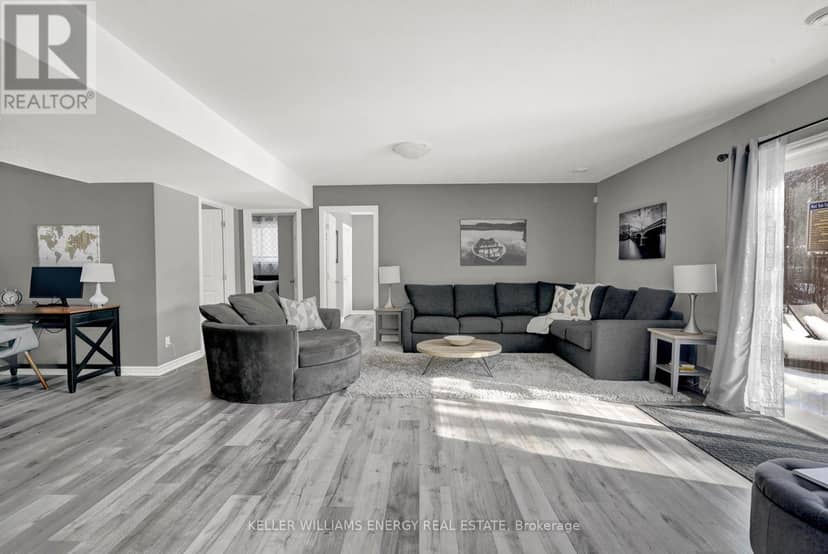 1687 Lakeside Drive — photo 33 of 40