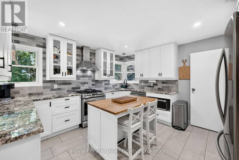50 Albert Street — photo 14 of 40