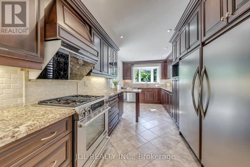 323 Warminster Drive S — photo 15 of 40