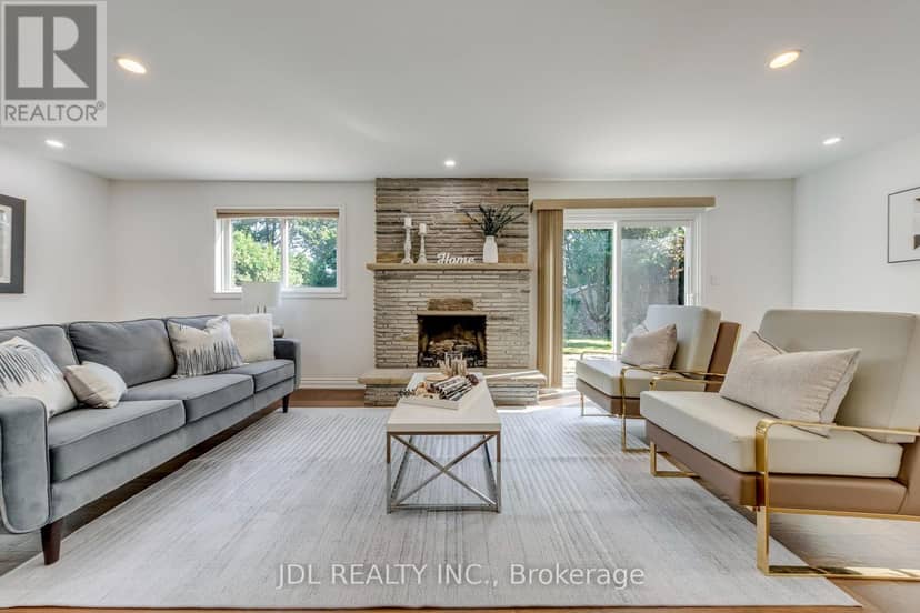 323 Warminster Drive S — photo 24 of 40
