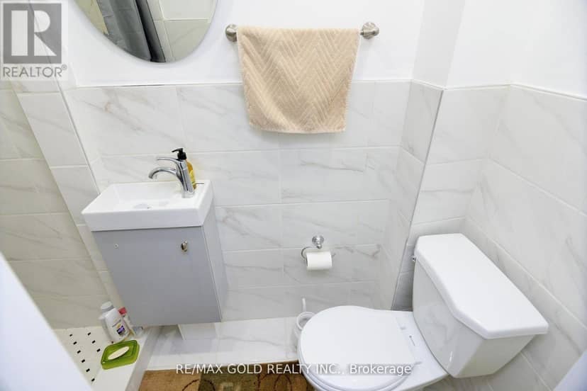 48 Garside Crescent — photo 24 of 39