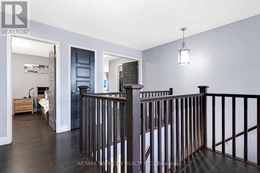 59 Netherwood Road — photo 25 of 40
