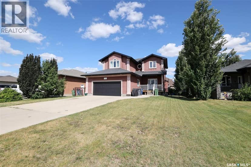 71 Fairway CRESCENT, White City, photo 2