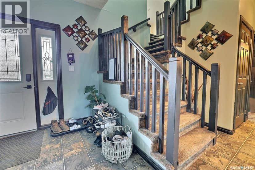 71 Fairway CRESCENT, White City, photo 5