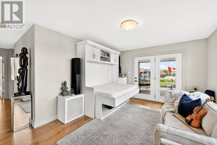 32 Edgewater Drive — photo 20 of 40