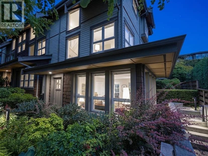 2982 CHESTERFIELD AVENUE, North Vancouver, photo 3