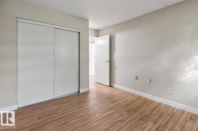#5 11265 31 AV NW — photo 15 of 30
