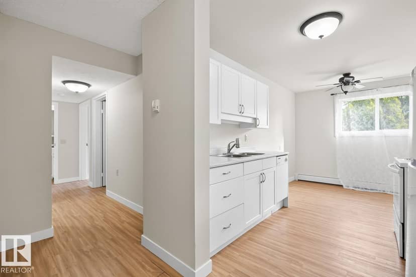 #5 11265 31 AV NW — photo 17 of 30