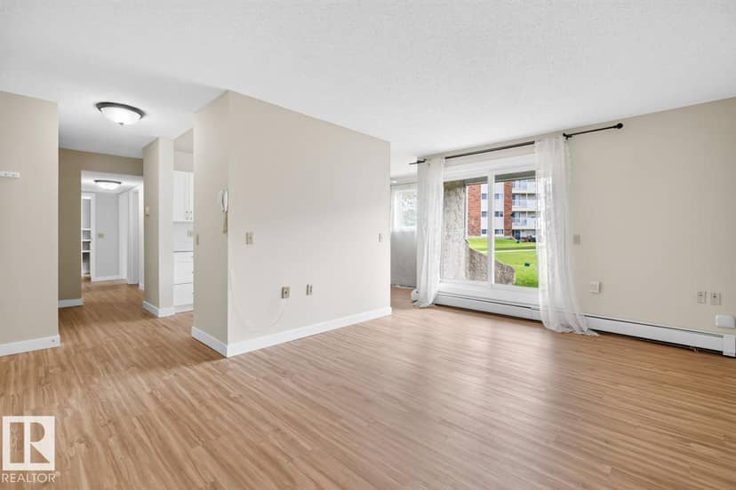 #5 11265 31 AV NW, Edmonton, photo 2