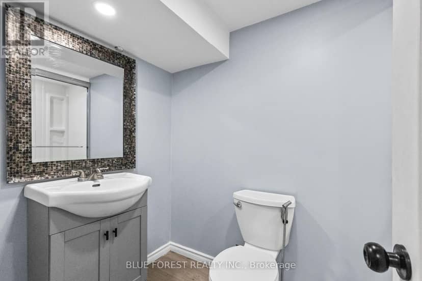 69 Connaught Avenue — photo 23 of 36