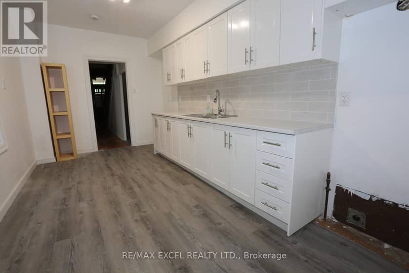 15 Oxford Street — photo 11 of 28