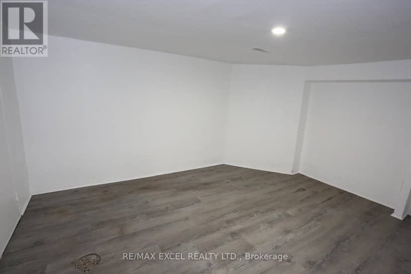 15 Oxford Street — photo 15 of 28