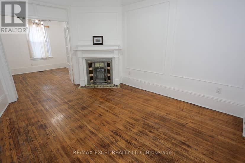 15 Oxford Street — photo 3 of 28