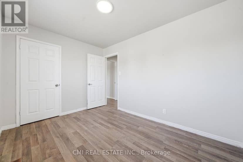 39 Camrose Drive — photo 20 of 40