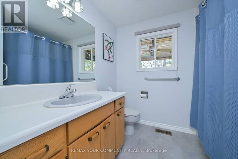 76 Tecumseth Pines Drive — photo 20 of 32