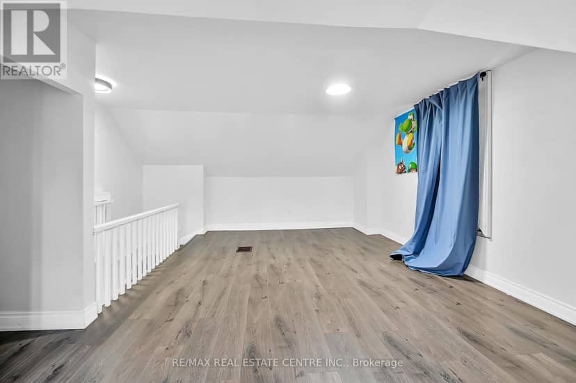 334 Cannon Street E — photo 32 of 40