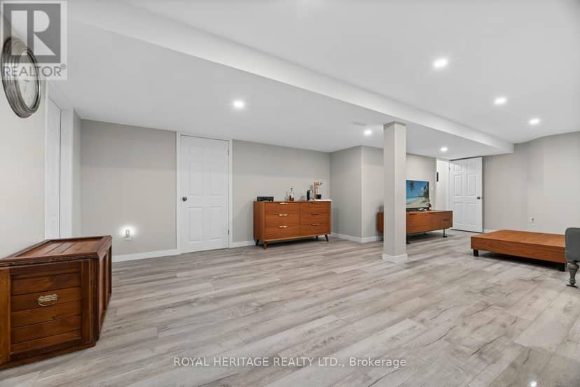 535 Cardinal Drive — photo 17 of 32
