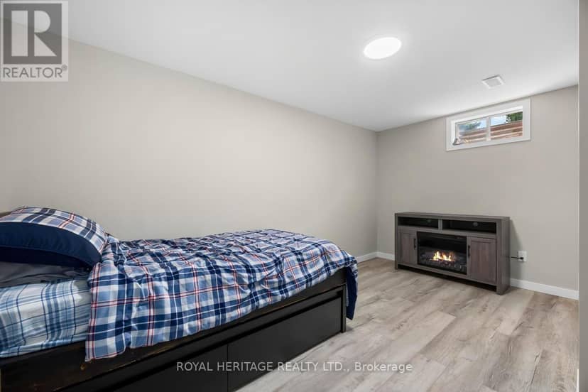 535 Cardinal Drive — photo 19 of 32