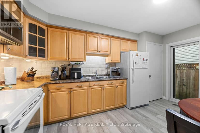 535 Cardinal Drive — photo 8 of 32