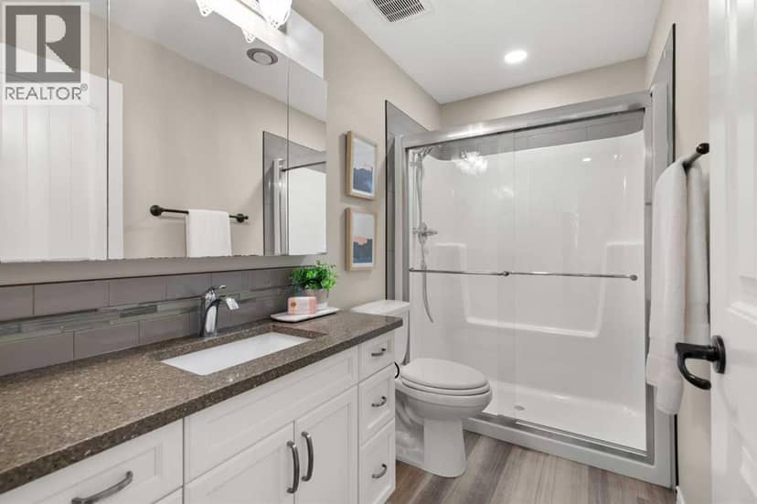 220 Sierra Road SW — photo 18 of 40