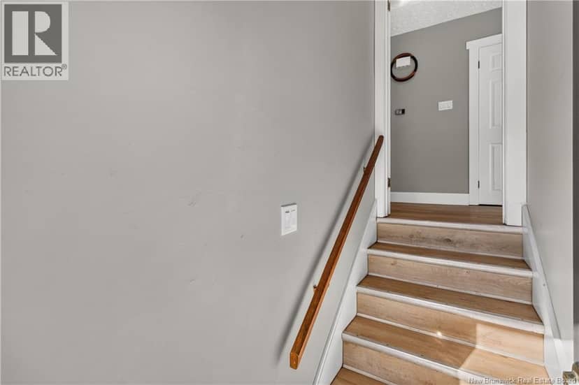 176-178 Ayer Avenue — photo 12 of 27
