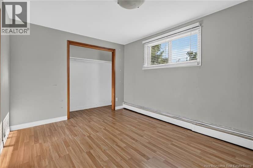 176-178 Ayer Avenue — photo 8 of 27