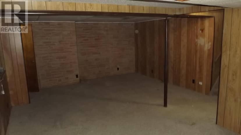71 Hutchison AVE — photo 17 of 29