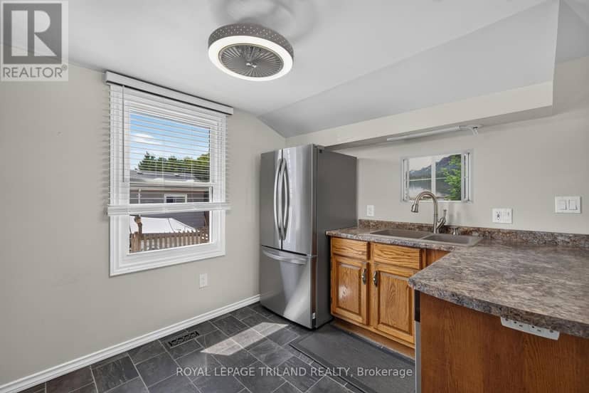 244 West Street — photo 16 of 40