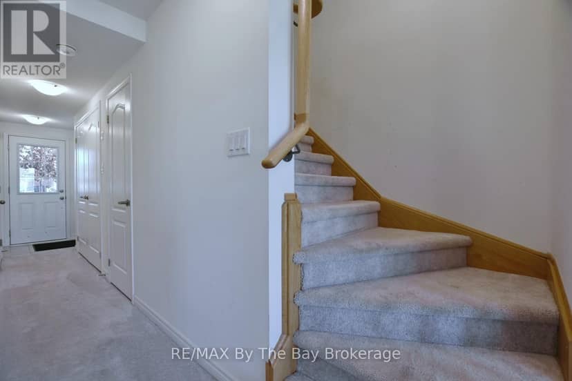 16 Village Gate Drive — photo 10 of 40
